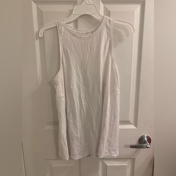 Lululemon In the open tank - Picture 2 of 5